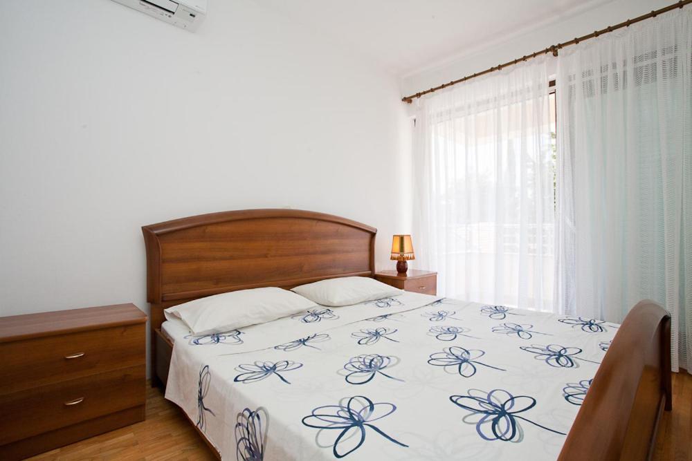 Bed&Breakfast Mario Krk Town Exterior foto