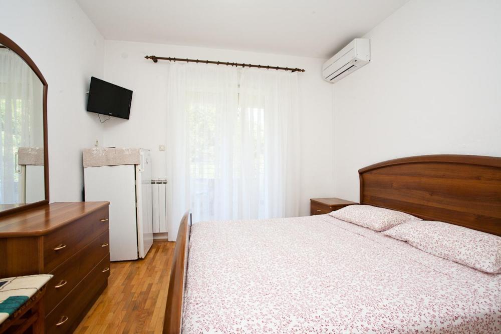Bed&Breakfast Mario Krk Town Exterior foto